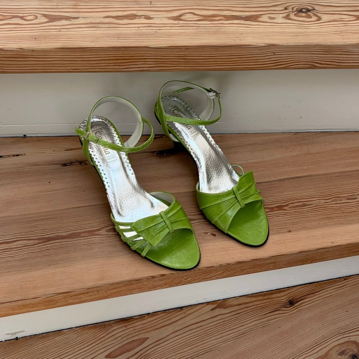 Green kitten heels