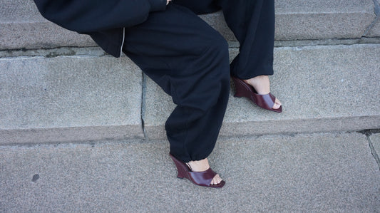 BURGUNDY WEDGES