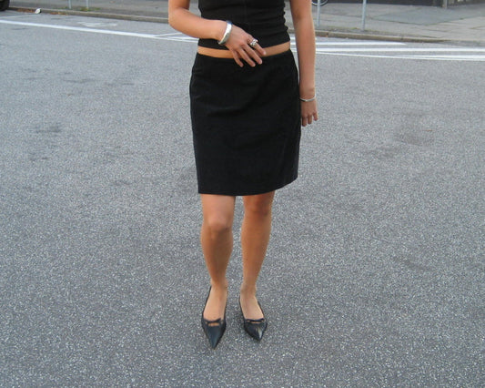 BLACK BOW KITTEN HEELS