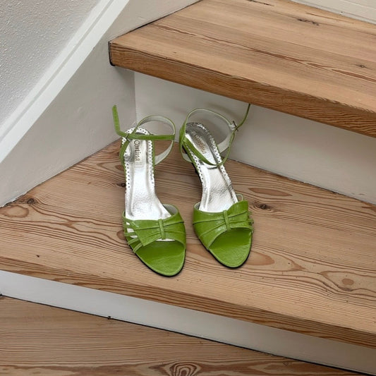 Green kitten heels