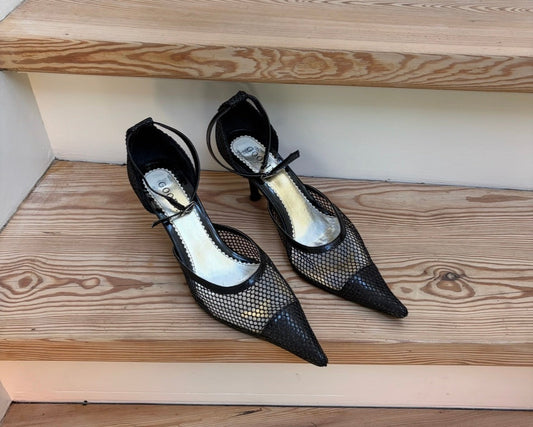 Black mesh heels